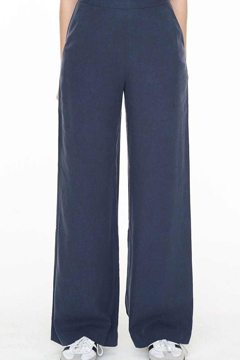 Staple Pant - Navy